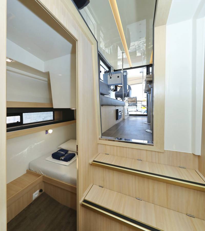 Futura 40 Grand Horizon, Backup | Yacht Charter Croatia