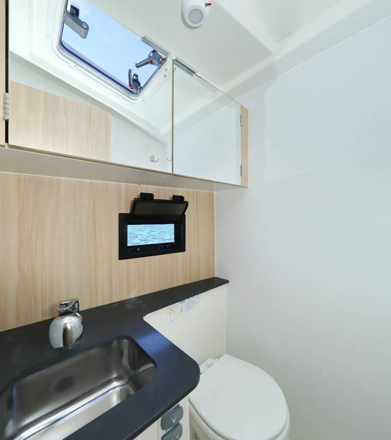 Futura 40 Grand Horizon, Backup | Yacht Charter Croatia