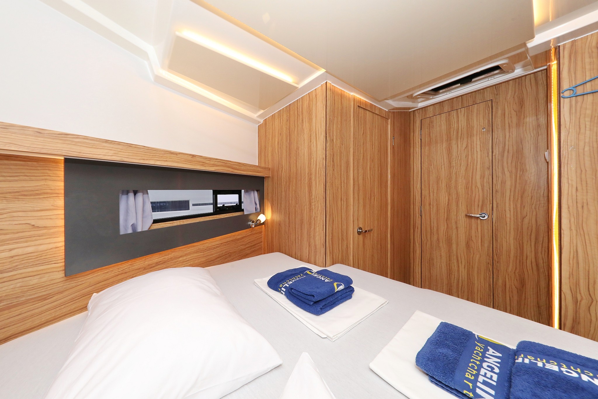 Futura 40 Grand Horizon, Running Gag I | Yacht Charter Croatia