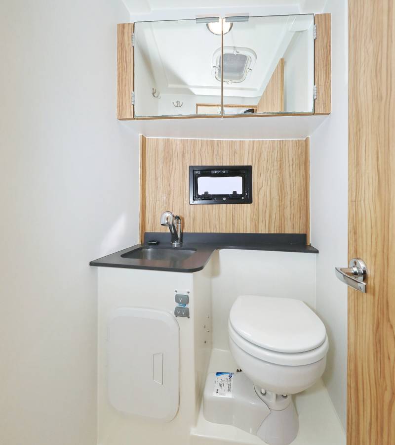 Futura 40 Grand Horizon, Running Gag I | Yacht Charter Croatia
