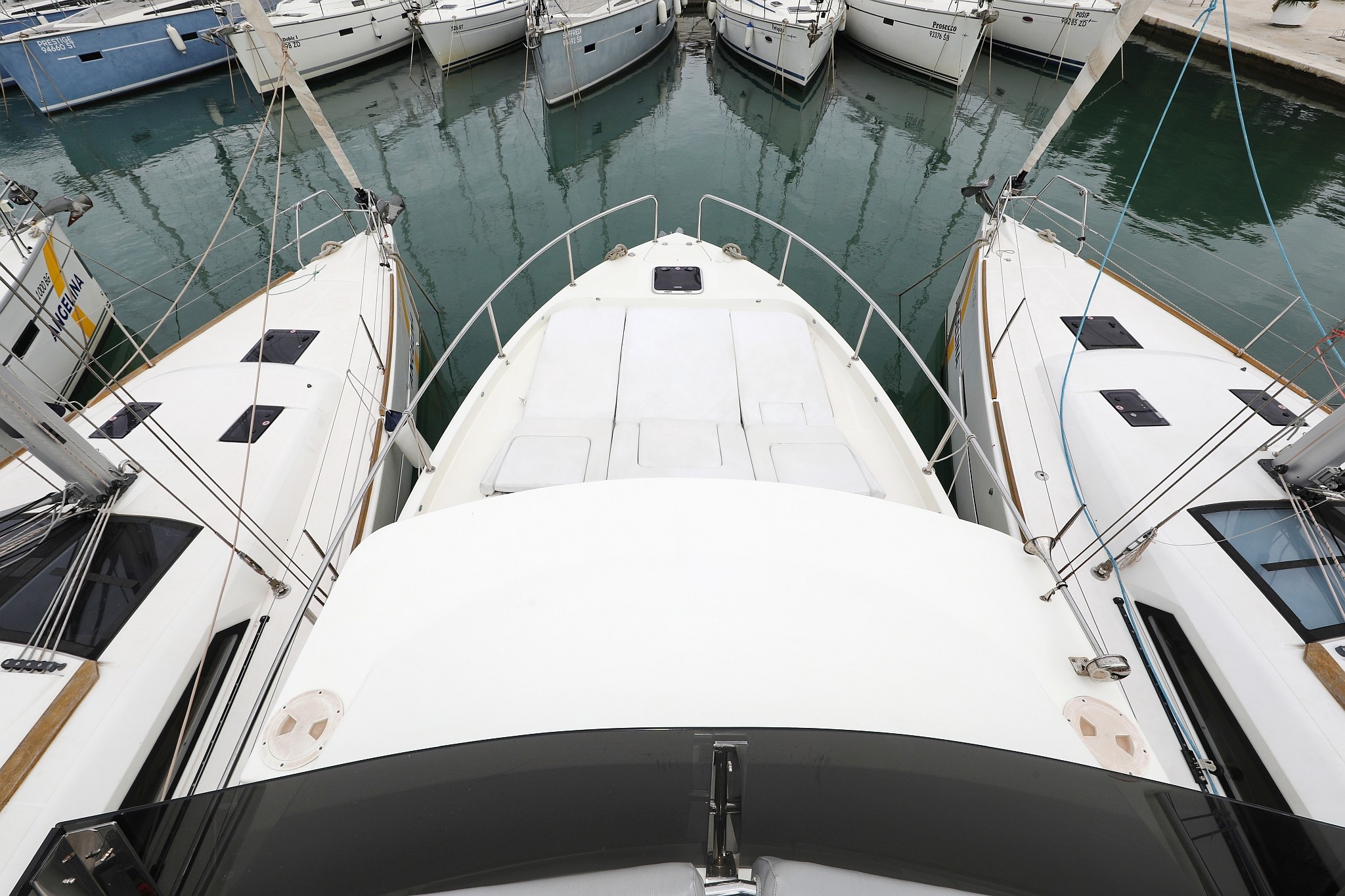 Futura 40 Grand Horizon, Running Gag I | Yacht Charter Croatia