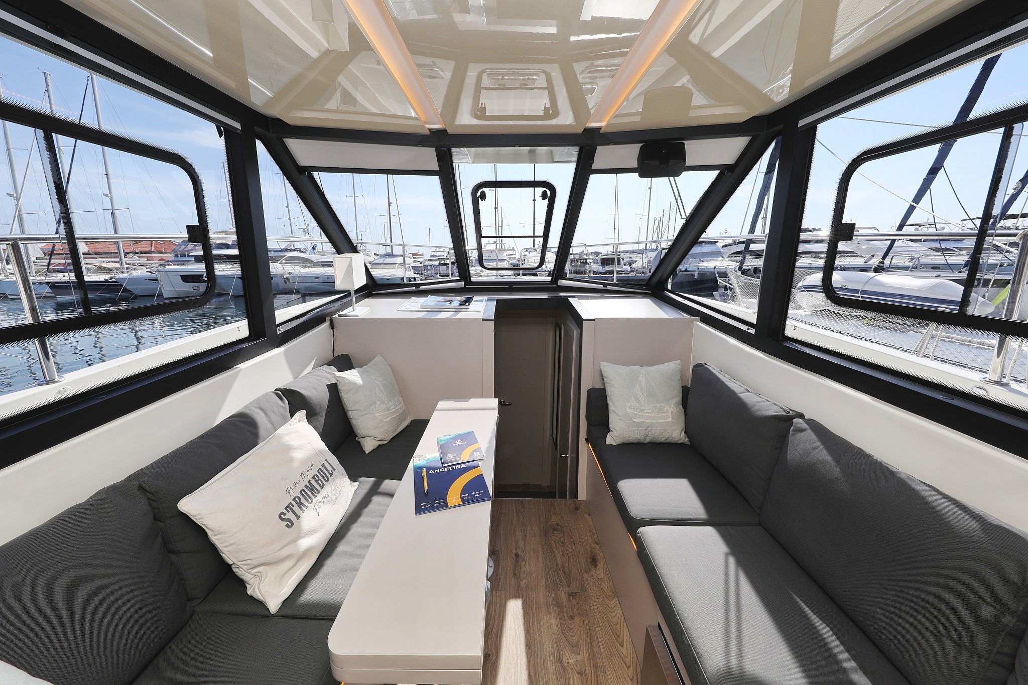 Futura 40 Grand Horizon, Muneca | Noleggio di Yacht Croazia