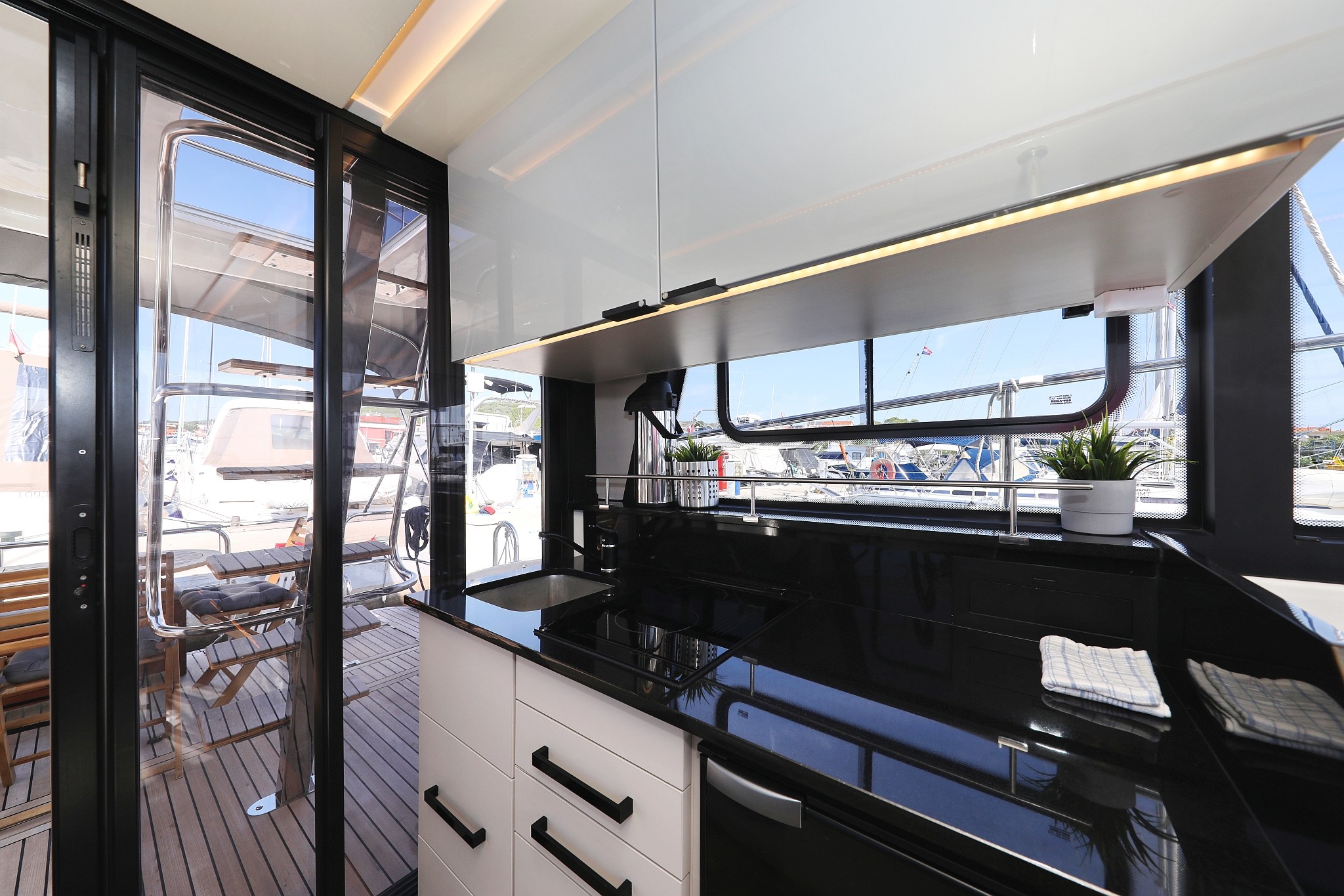 Futura 40 Grand Horizon, Muneca | Noleggio di Yacht Croazia