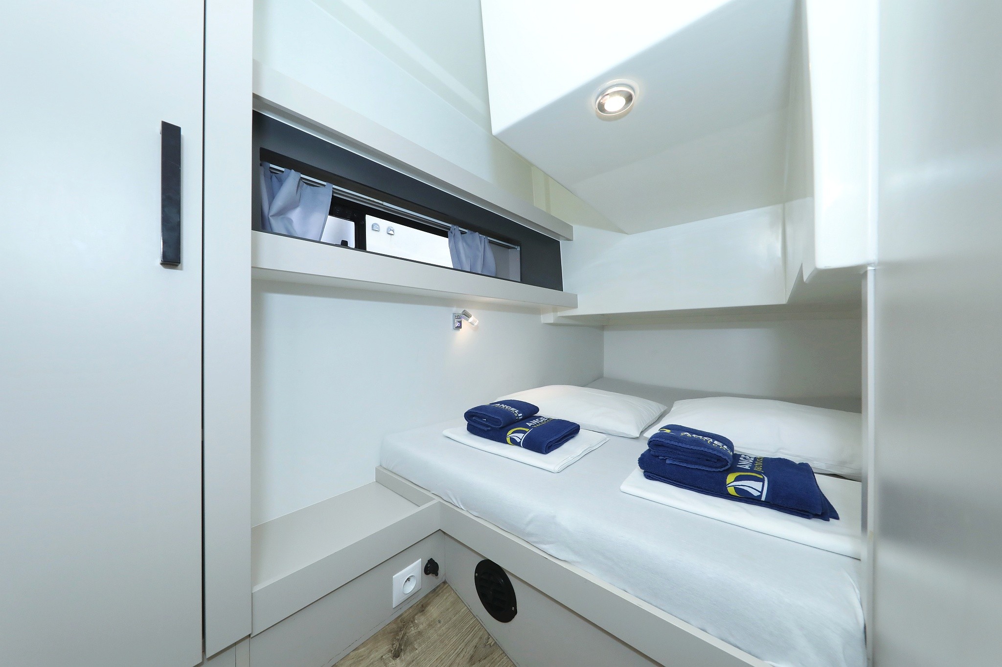 Futura 40 Grand Horizon, Muneca | Noleggio di Yacht Croazia