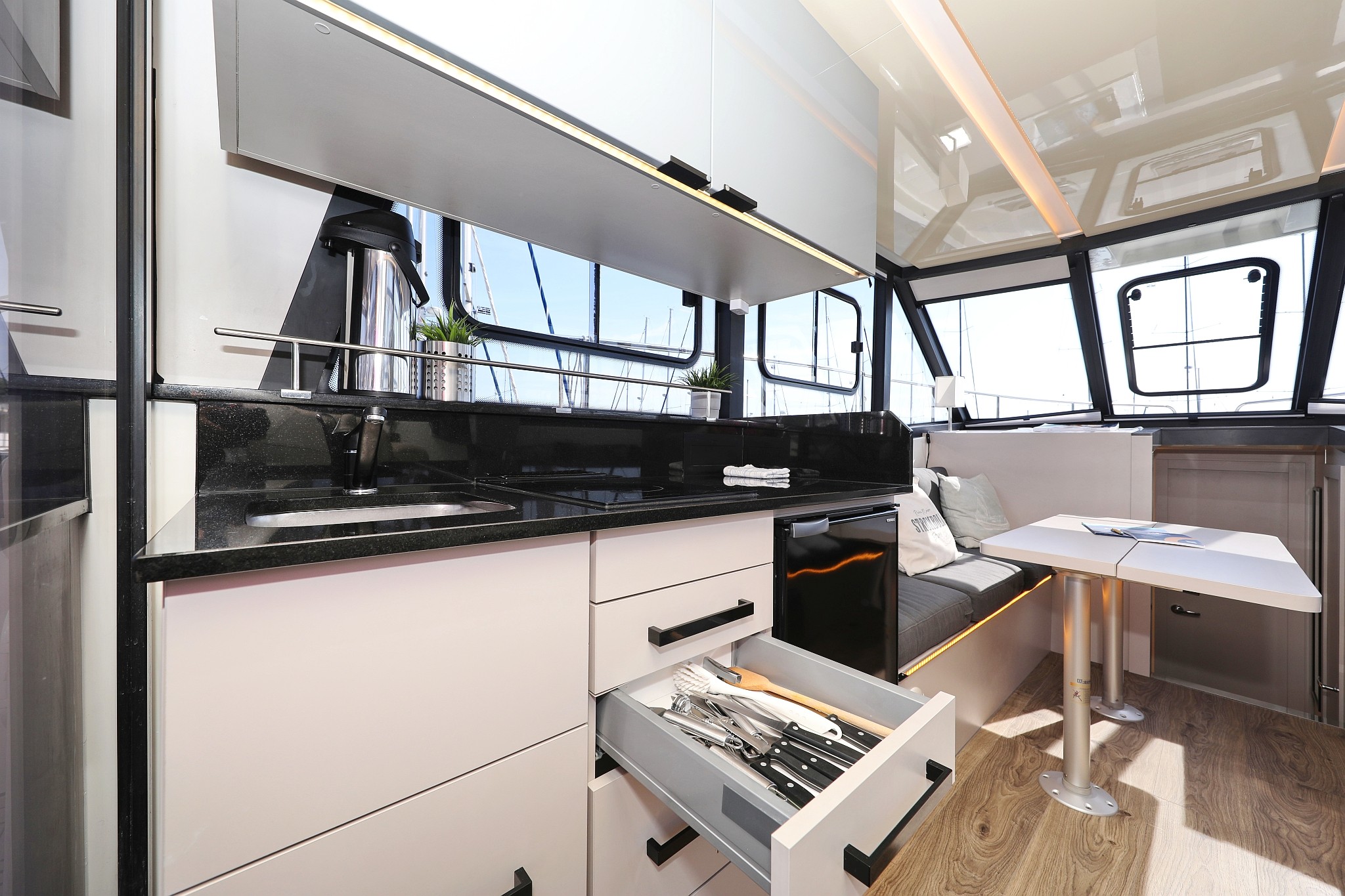 Futura 40 Grand Horizon, Muneca | Noleggio di Yacht Croazia