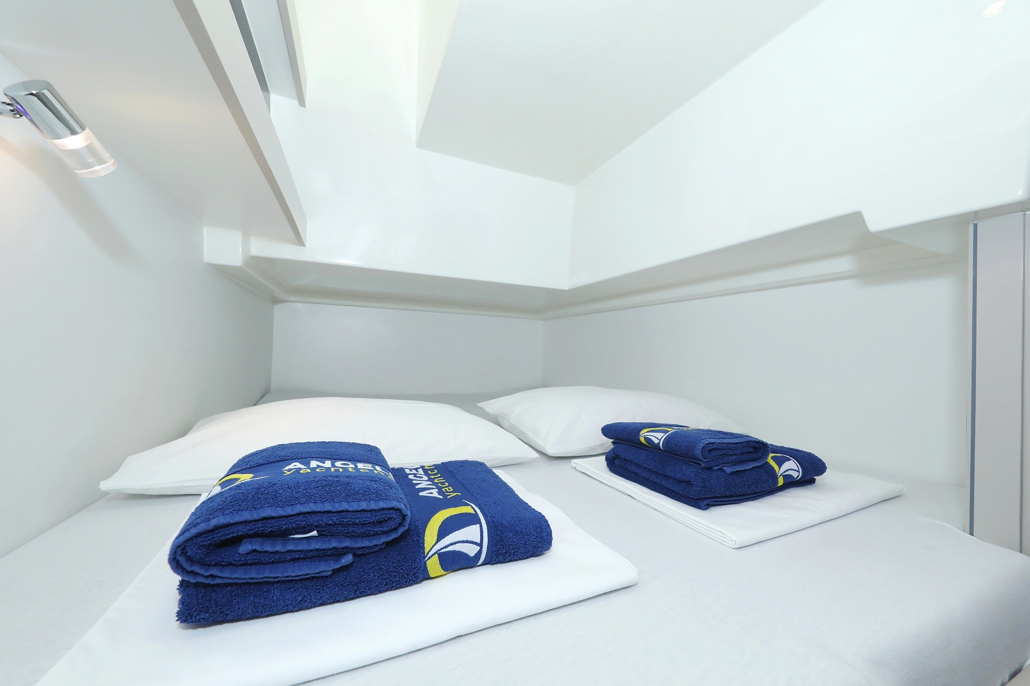 Futura 40 Grand Horizon, Nanda | Yacht Charter Croatia