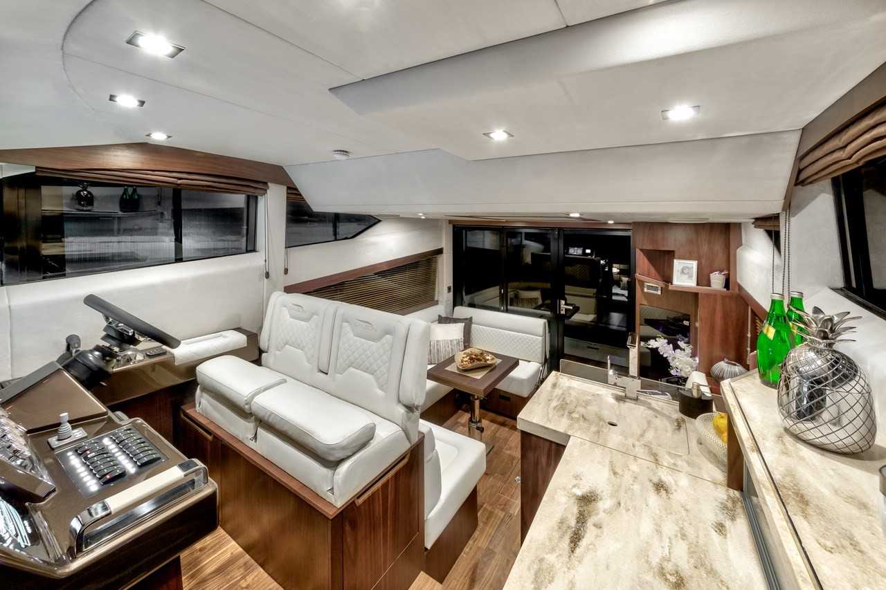 Galeon 420, Amber Blue | Yacht Charter Croatia