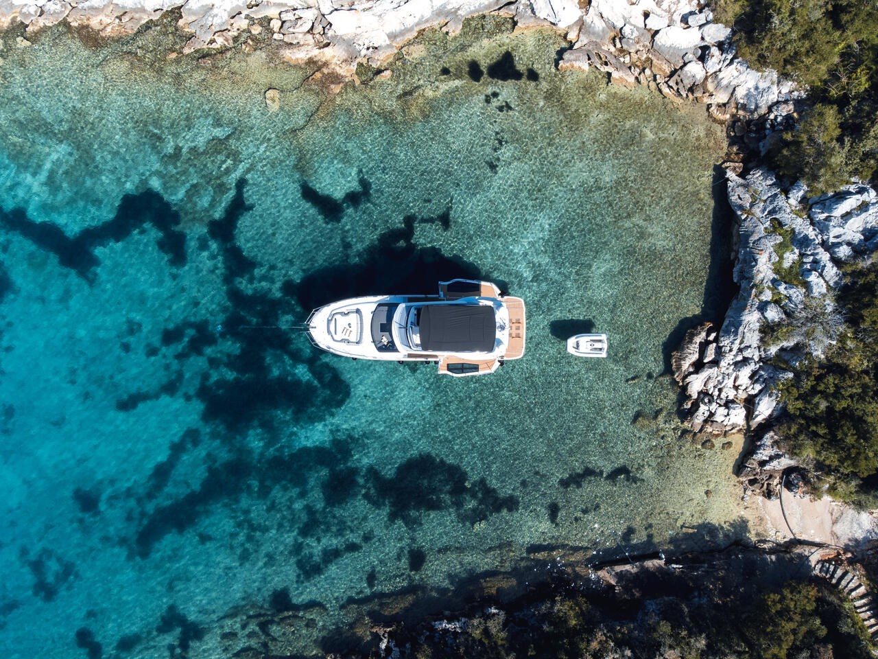 Galeon 440, FGStar Mini | Yacht Charter Croatia