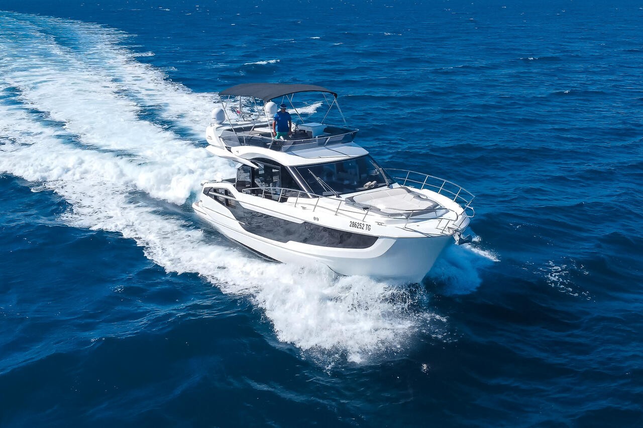 Galeon 440, FGStar Mini | Yacht Charter Croatia