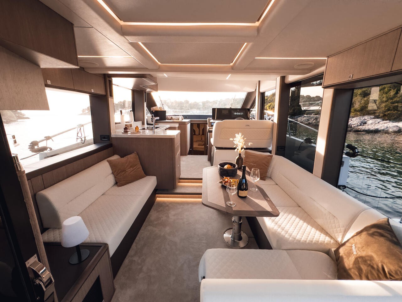 Galeon 440, FGStar Mini | Yacht Charter Croatia