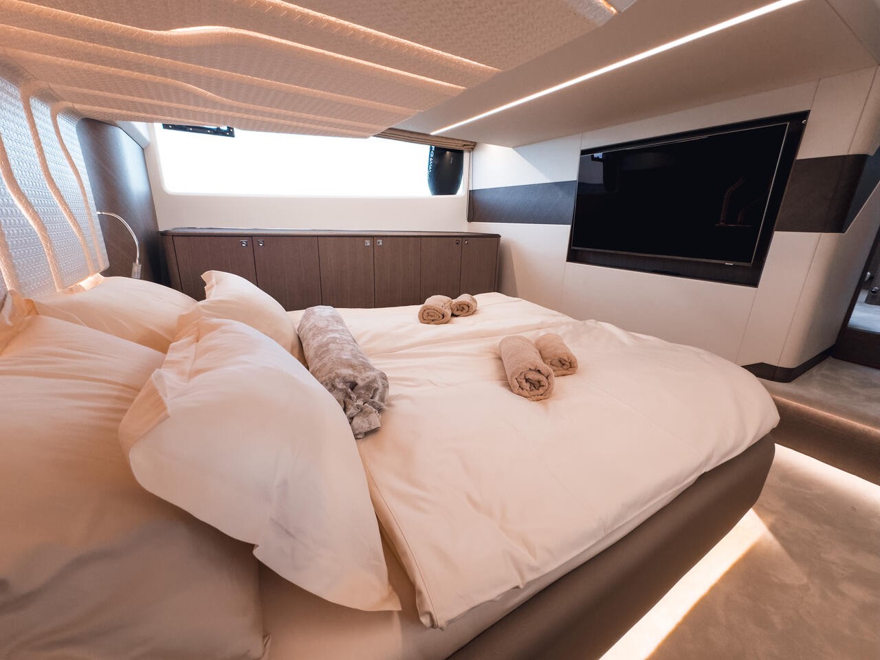 Galeon 440, FGStar Mini | Yacht Charter Croatia