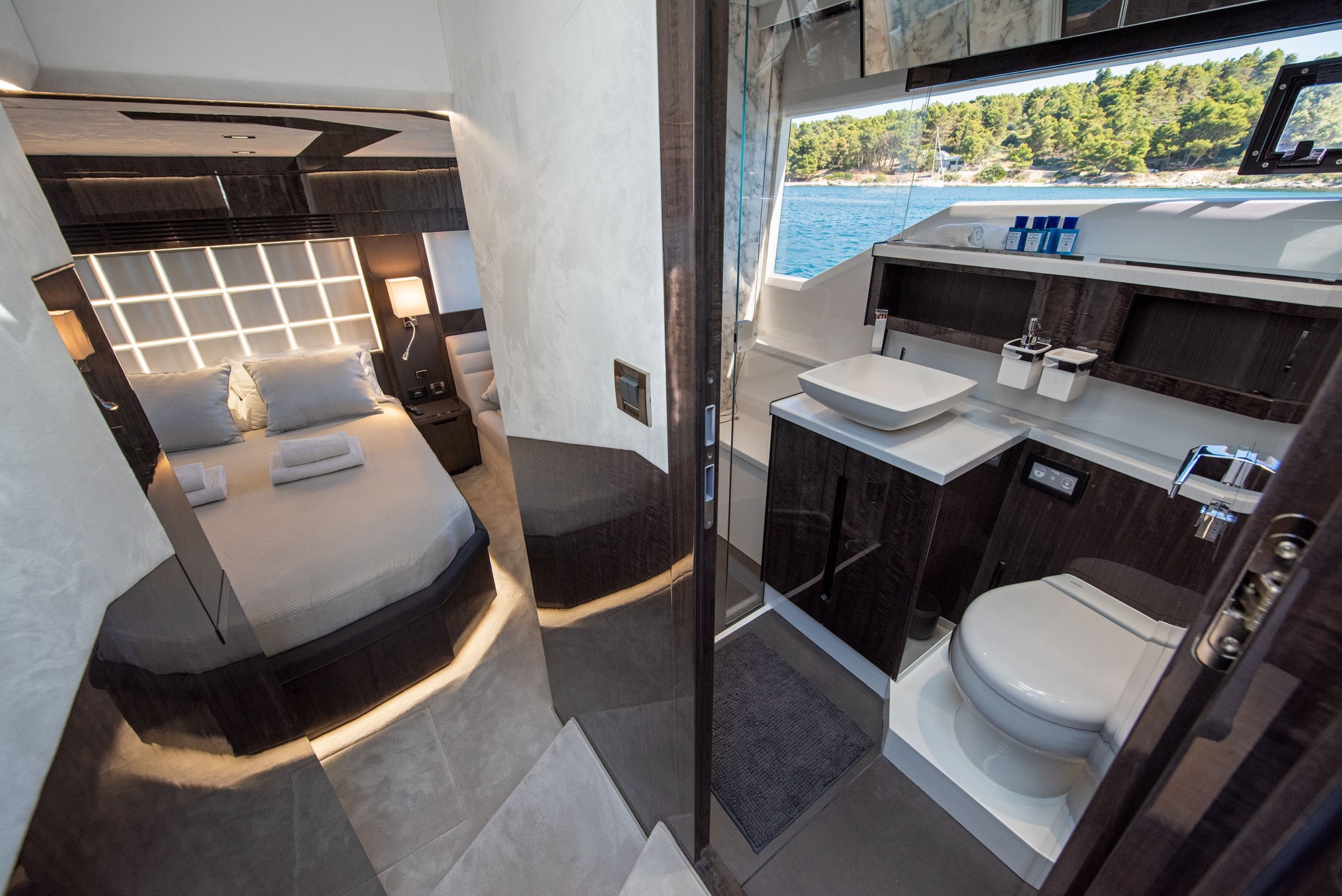 Galeon 500, Champ Atlantis | Yacht Charter Croatia