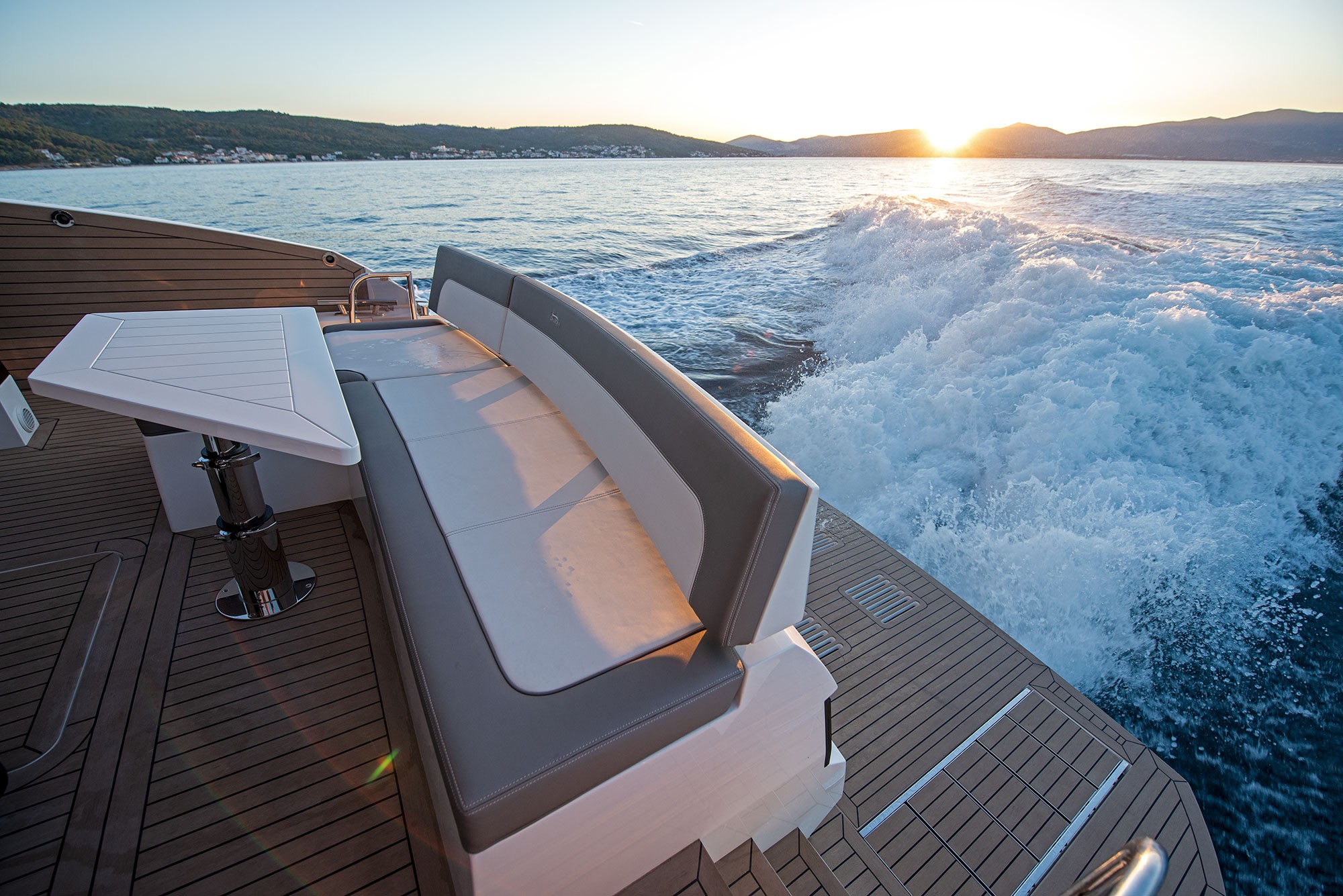 Galeon 500, Champ Atlantis | Yacht Charter Croatia