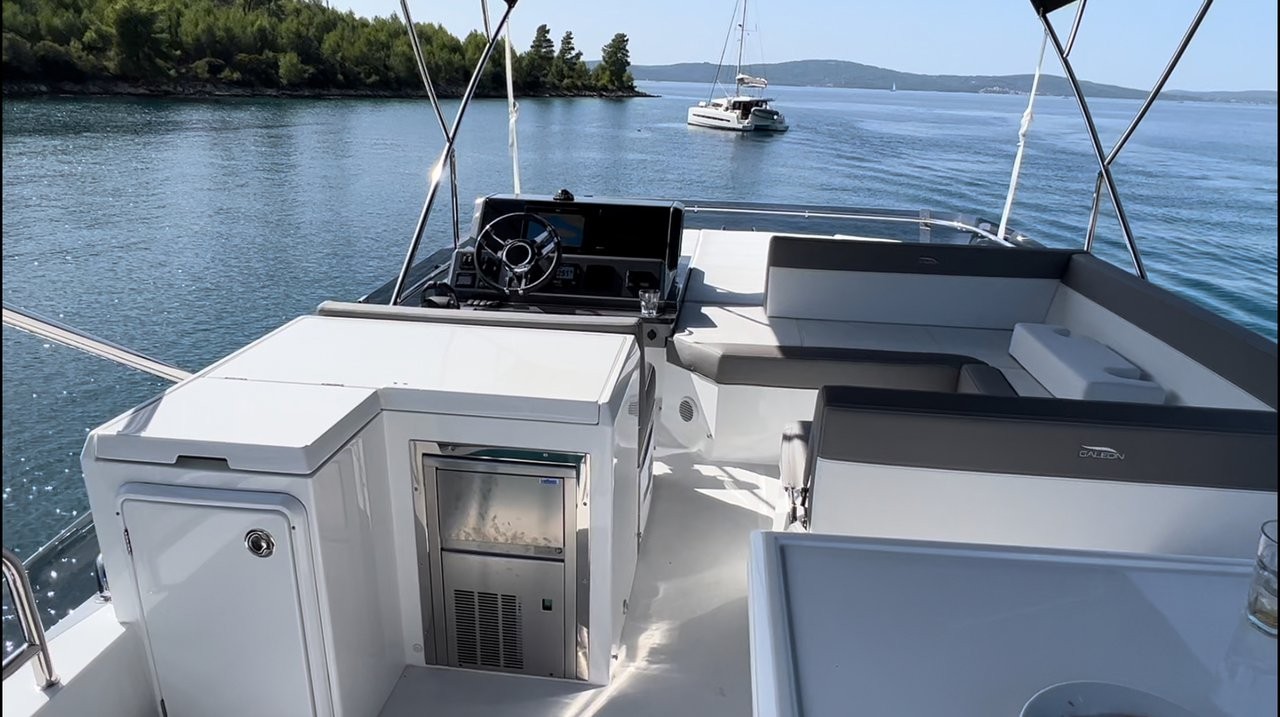 Galeon 500, Champ Atlantis | Yacht Charter Croatia