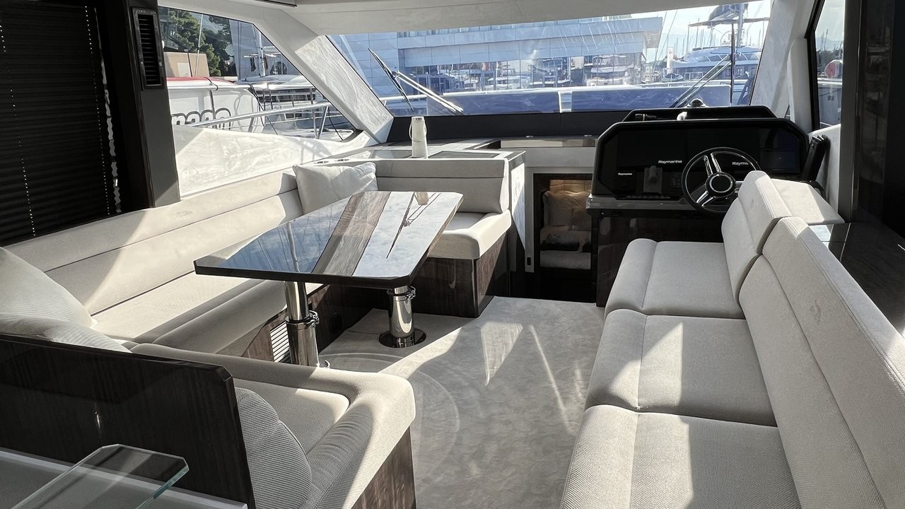 Galeon 500, Champ Atlantis | Yacht Charter Croatia
