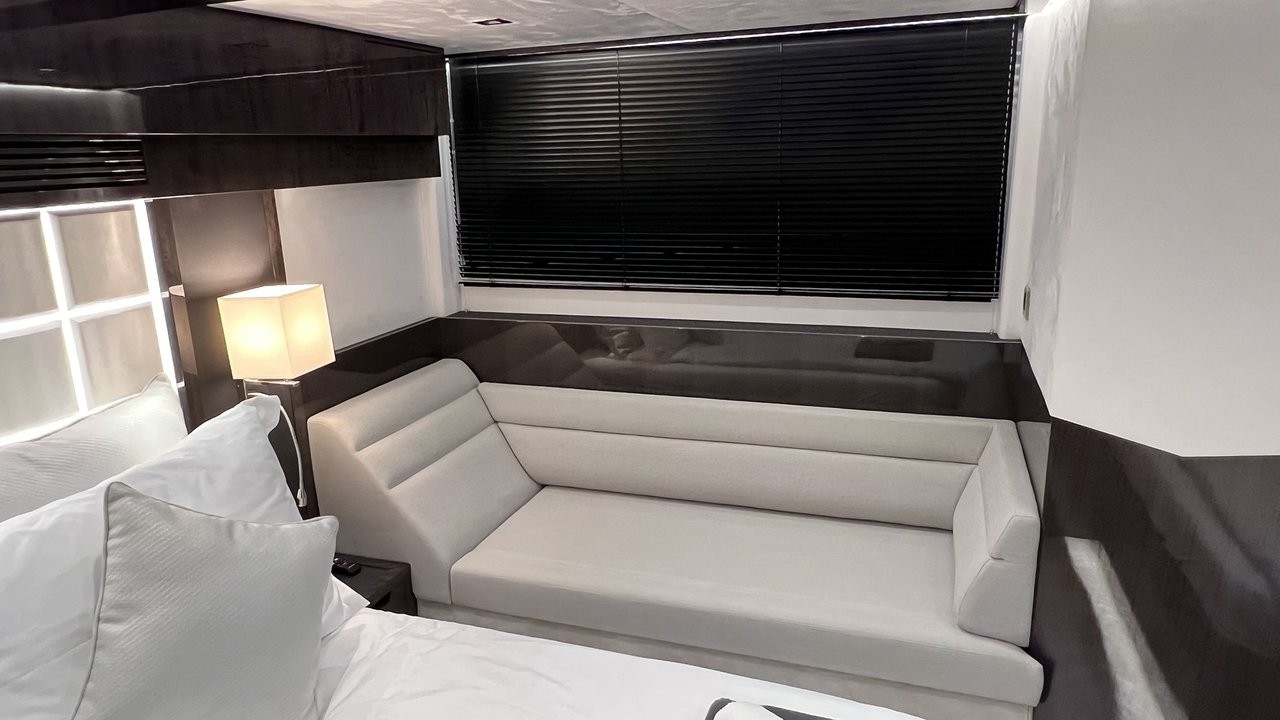 Galeon 500, Champ Atlantis | Yacht Charter Croatia