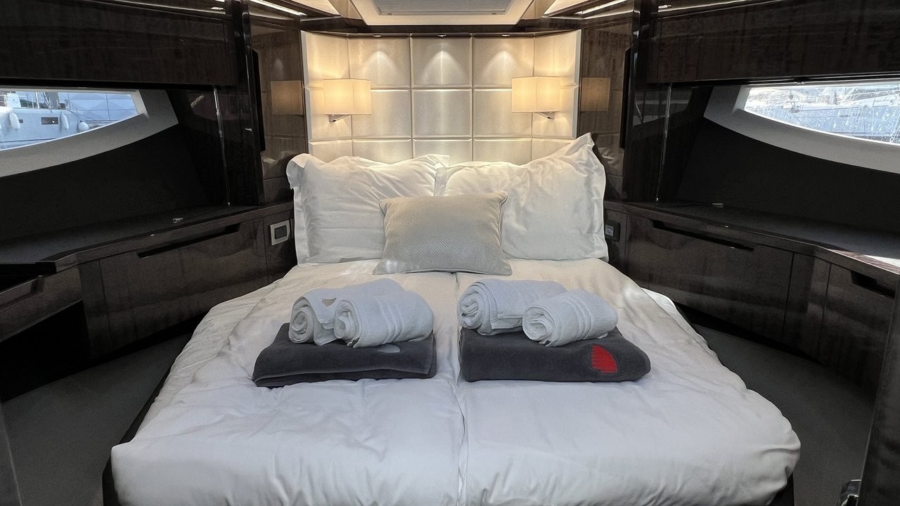 Galeon 500, Champ Atlantis | Yacht Charter Croatia