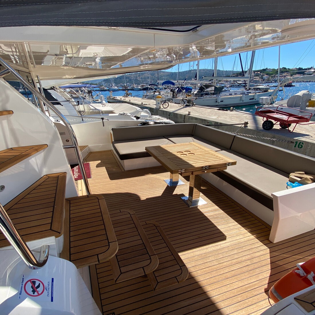 Galeon 550, Gremix | Yacht Charter Croatia