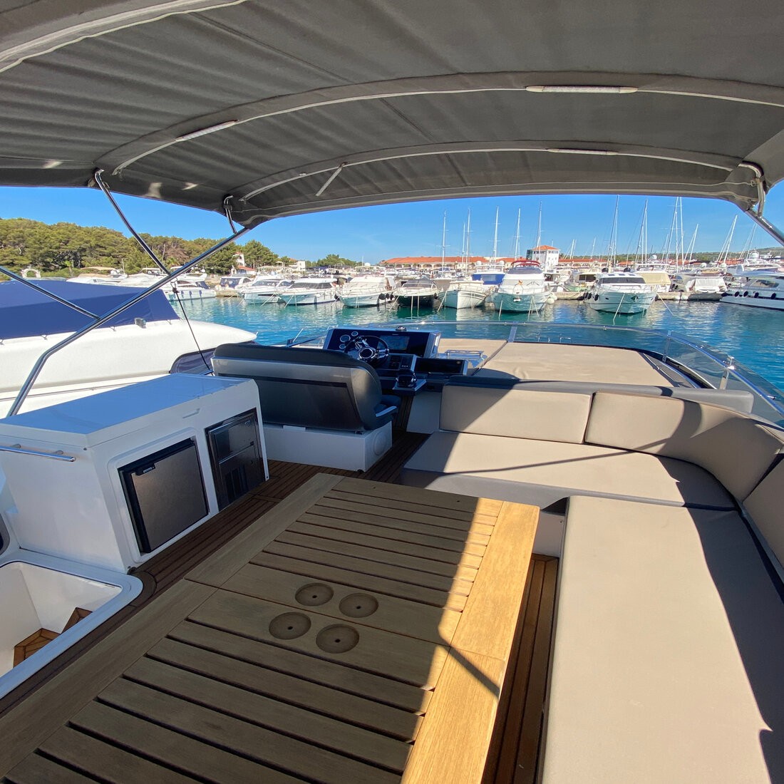 Galeon 550, Gremix | Yacht Charter Croatia