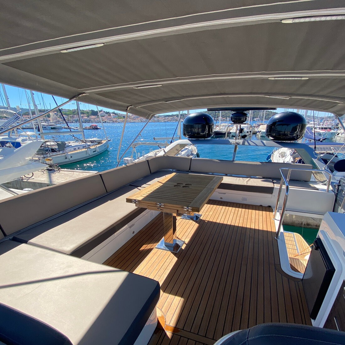 Galeon 550, Gremix | Yacht Charter Croatia