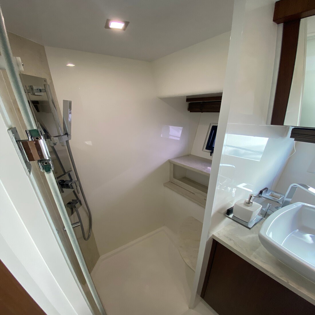 Galeon 550, Gremix | Yacht Charter Croatia