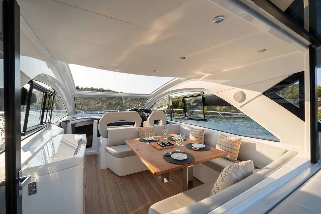 Gran Turismo 45, Holly Four | Yachtcharter Kroatien