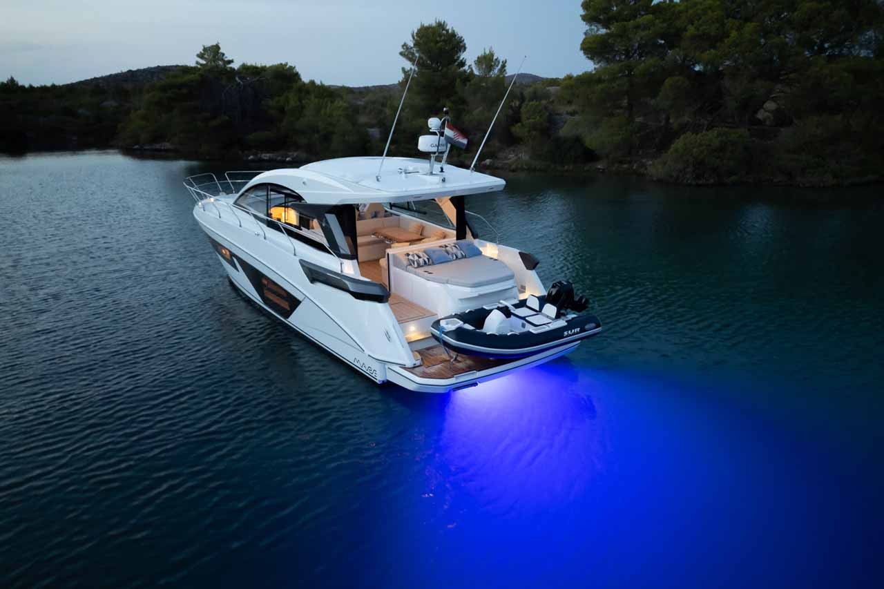 Gran Turismo 45, Holly Four | Yachtcharter Kroatien