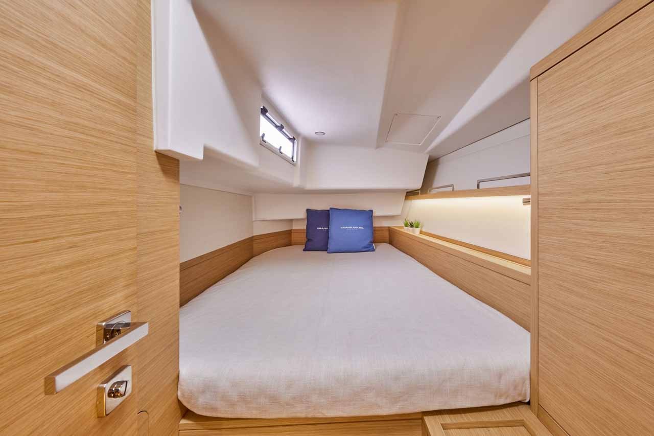 Grand Soleil 44 Performance, Destiny | Yacht Charter Croatia