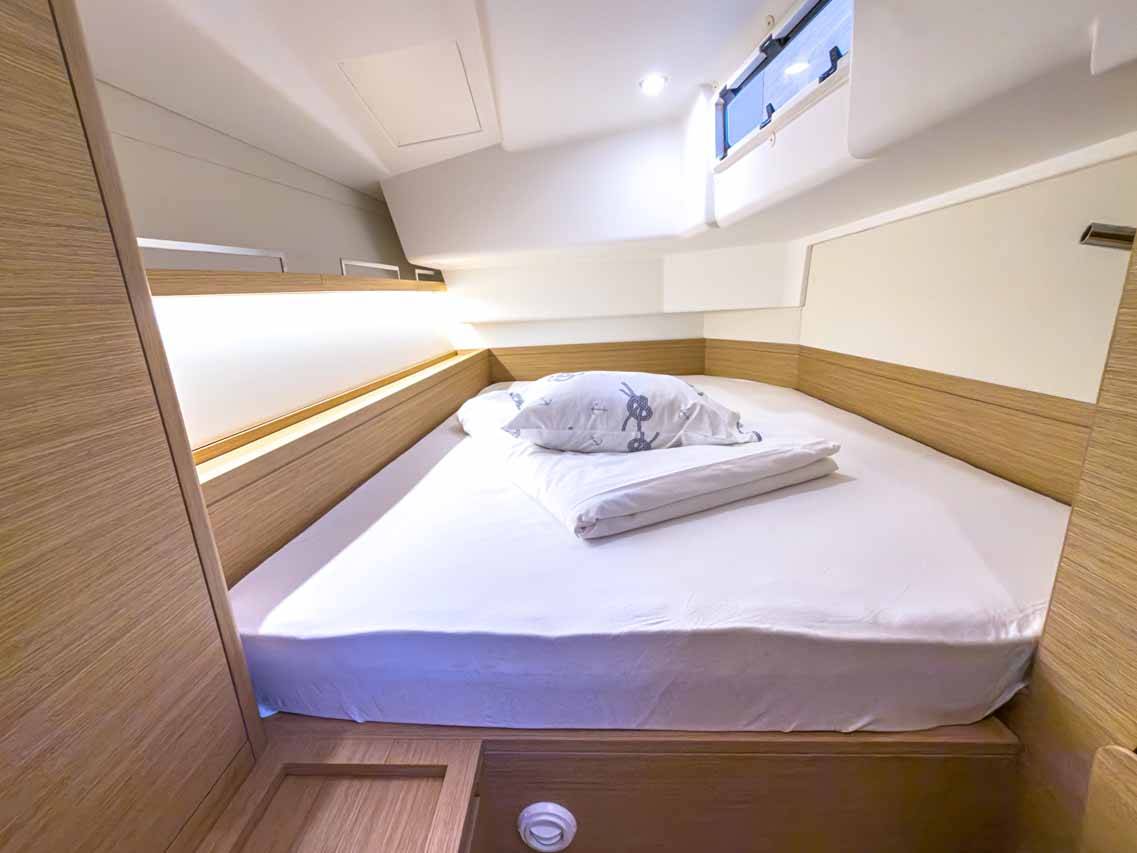 Grand Soleil 44 Performance, Destiny | Yacht Charter Croatia