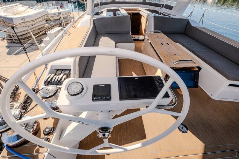 Grand Soleil 52 LC, Morea | Yacht Charter Croatia
