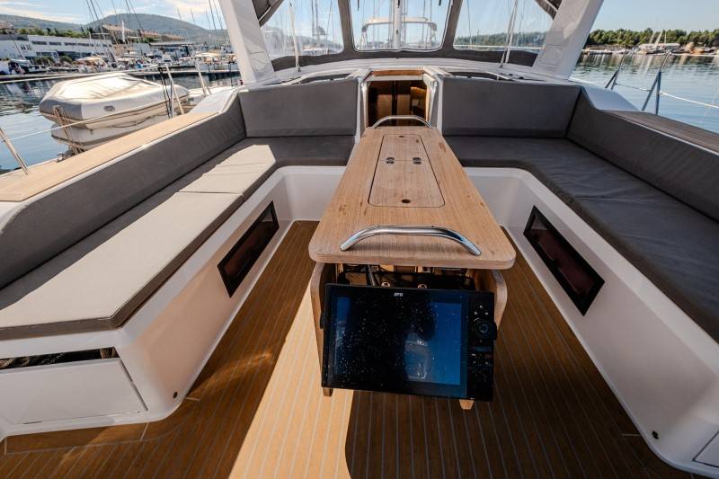 Grand Soleil 52 LC, Morea | Yacht Charter Croatia