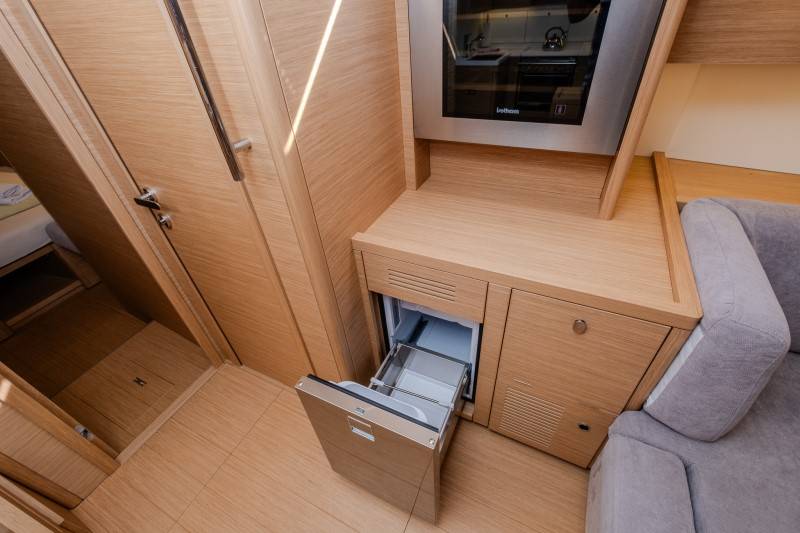 Grand Soleil 52 LC, Morea | Yacht Charter Croatia