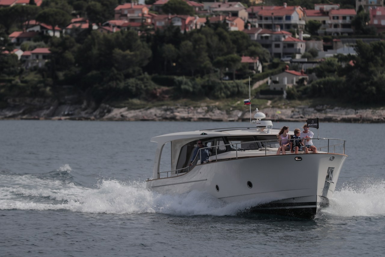 Greenline 40, Citadel | Yacht Charter Croatia