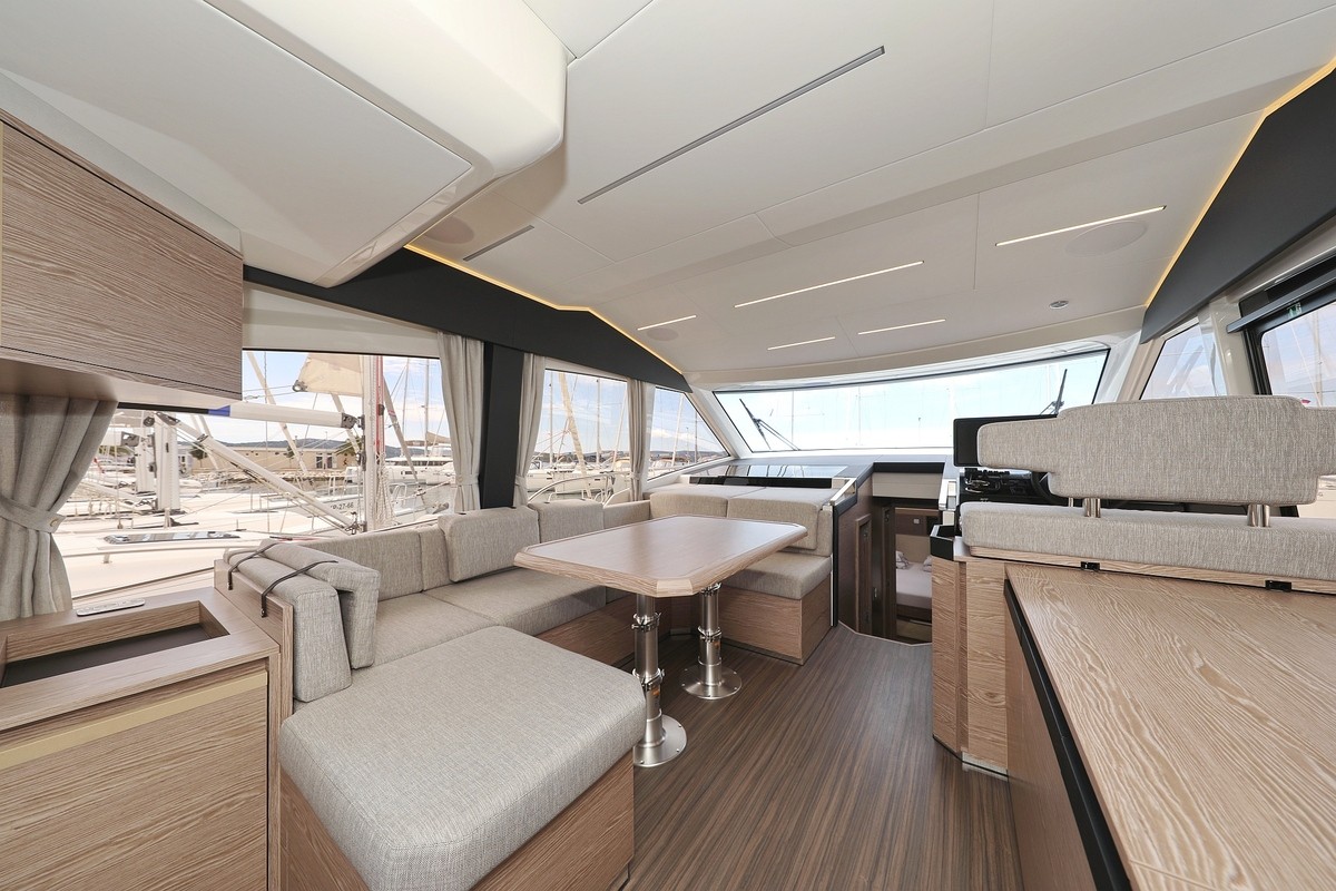 Greenline 45, Chili | Yacht Charter Croatia