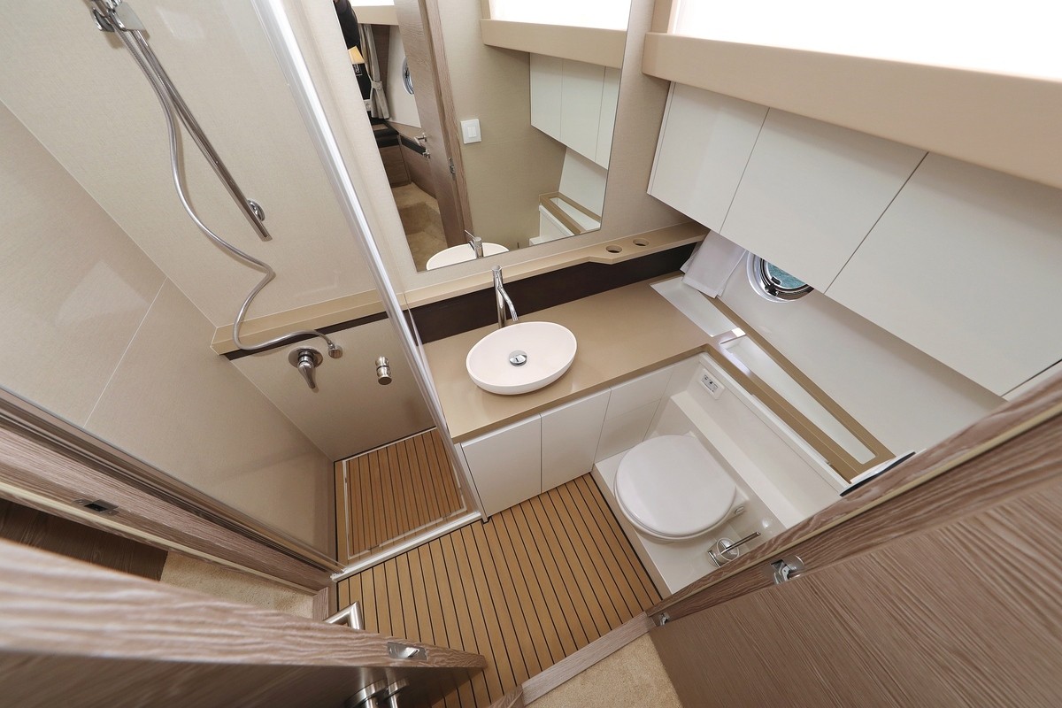 Greenline 45, Chili | Yacht Charter Croatia
