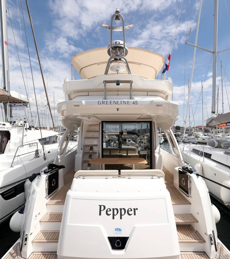 Greenline 45, Pepper | Yacht Charter Croatia