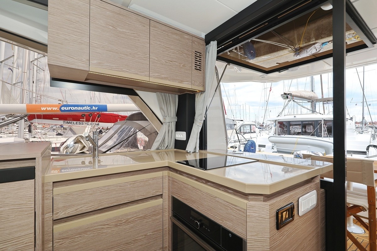 Greenline 45, Pepper | Yacht Charter Croatia