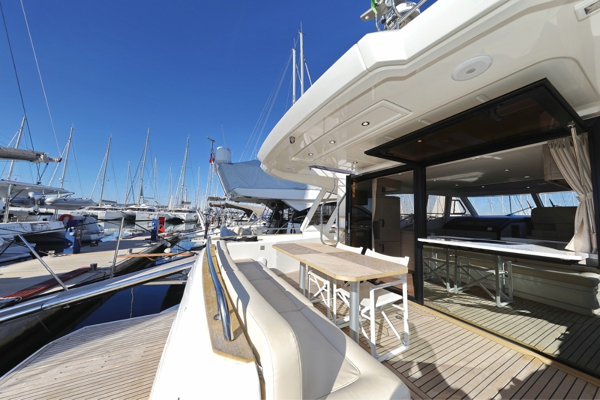 Greenline 48, Vegas | Yacht Charter Croatia