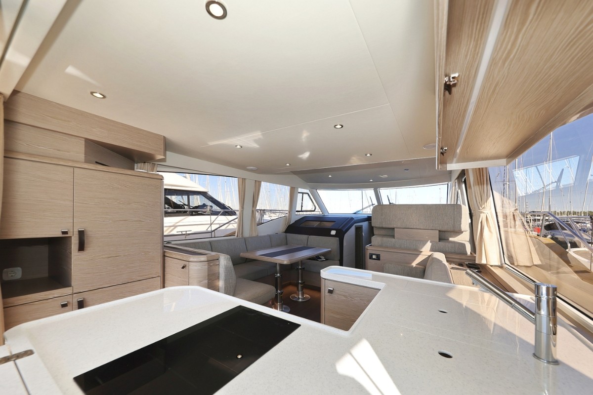 Greenline 48, Vegas | Yacht Charter Croatia