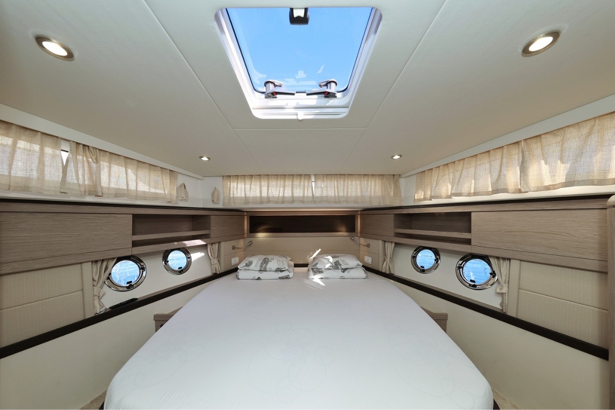 Greenline 48, Vegas | Yacht Charter Croatia