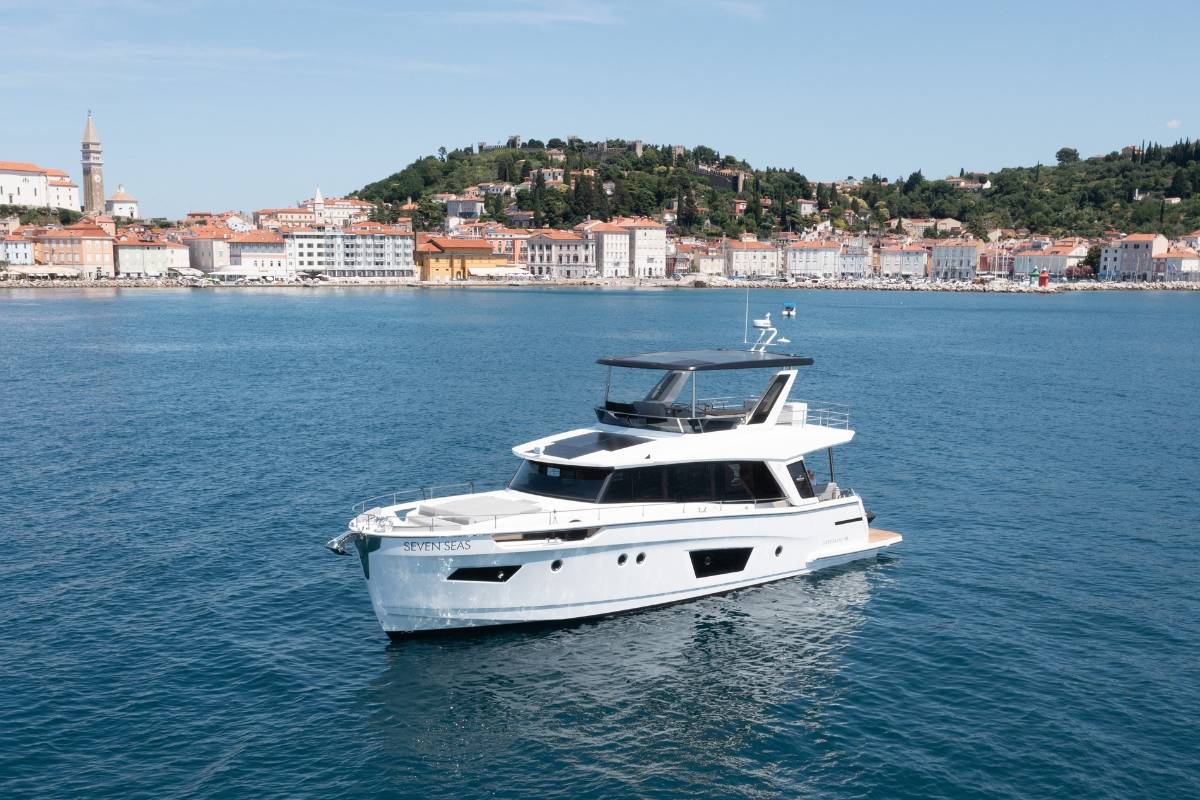 Greenline 58, Seven Seas | Yacht Charter Croatia