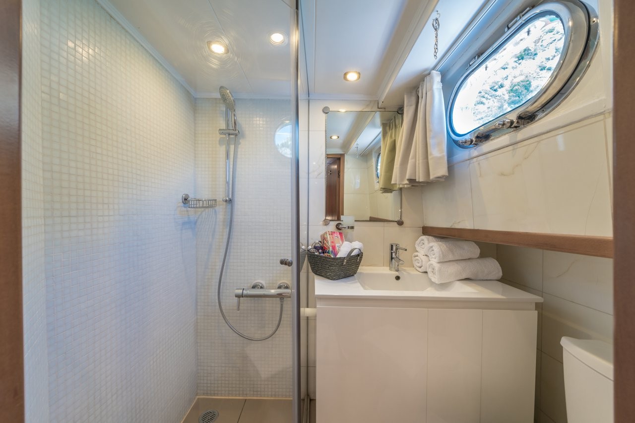 Adriatic Holiday, Adriatic Holiday | Yacht Charter Croatia