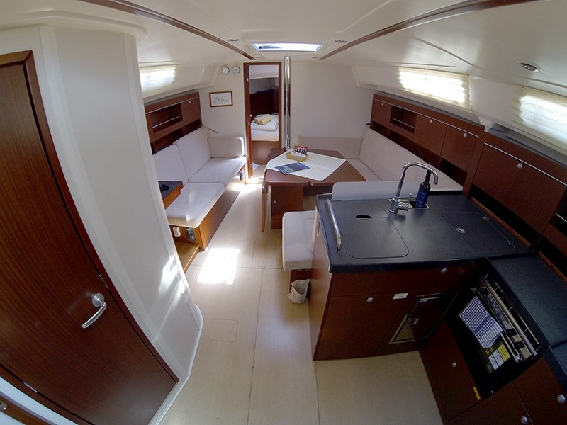 Hanse 385, Ariel | Yacht Charter Croatia