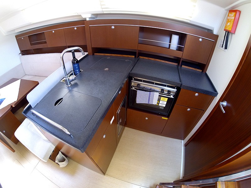 Hanse 385, Ariel | Yacht Charter Croatia