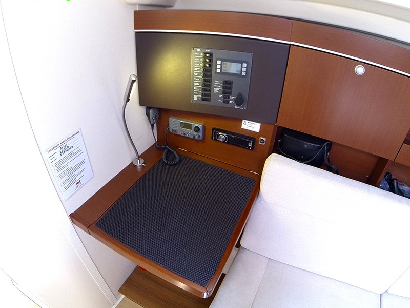 Hanse 385, Ariel | Yacht Charter Croatia
