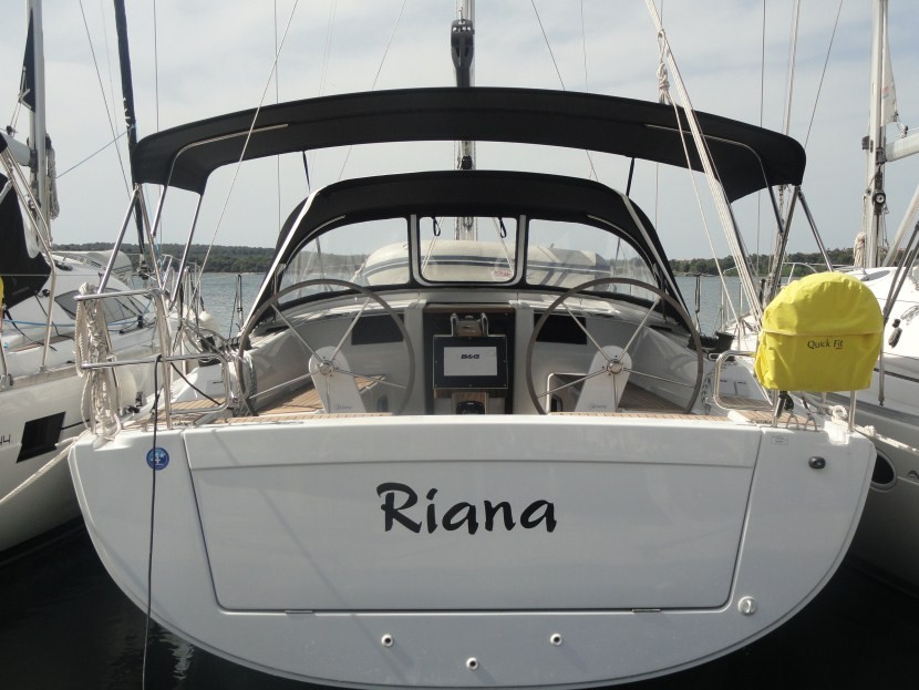 Hanse 385, Riana | Yacht Charter Croatia
