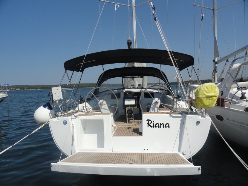Hanse 385, Riana | Yacht Charter Croatia
