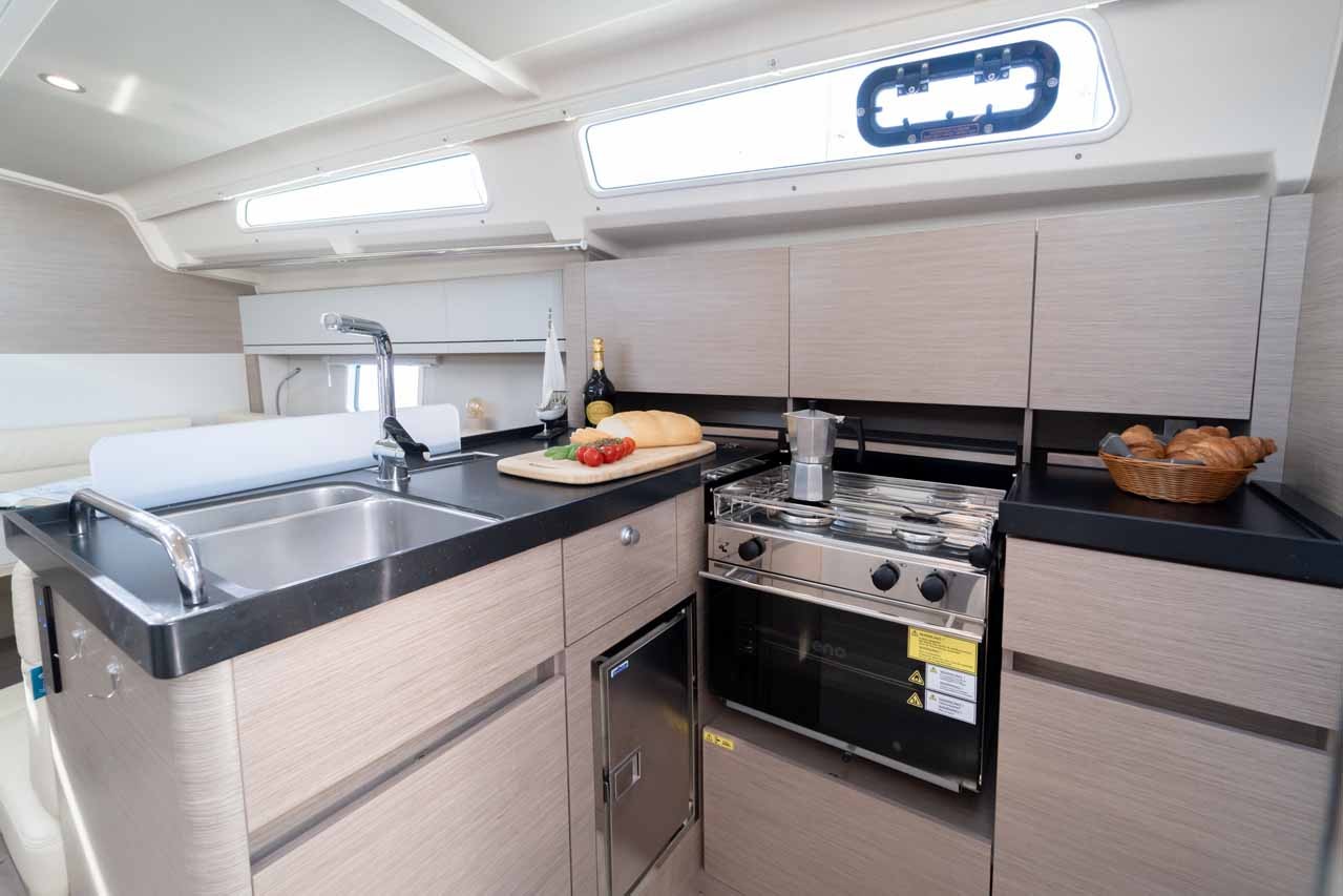 Hanse 388, Daydream | Noleggio di Yacht Croazia