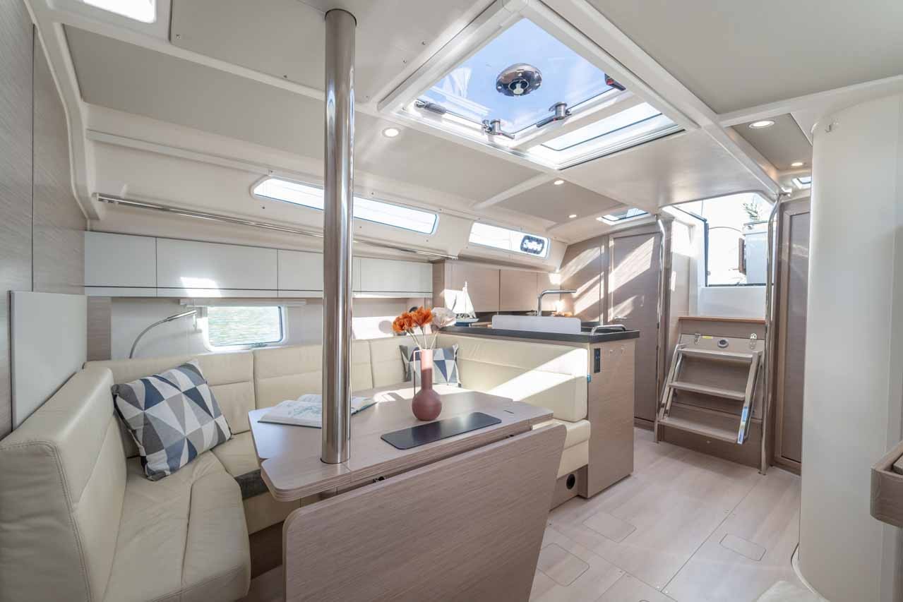 Hanse 388, Daydream | Noleggio di Yacht Croazia