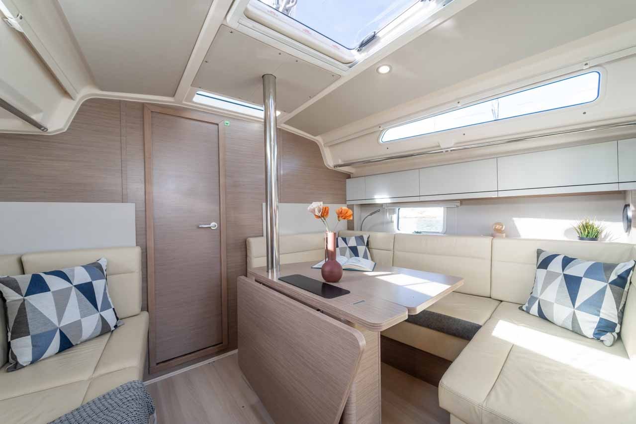 Hanse 388, Daydream | Noleggio di Yacht Croazia